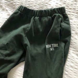 Brandy Melville Rosa sweatpants